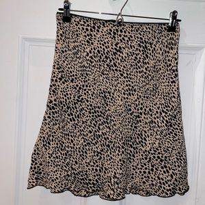Brandy Melville cheetah print skirt